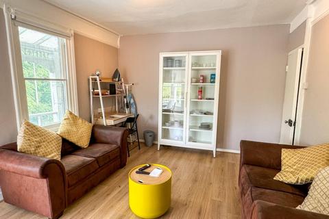 2 bedroom apartment to rent, Abingdon Road,  Oxford,  OX1
