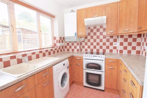 2 bedroom maisonette to rent, Gordon Road, Brentwood CM15