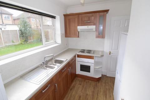 2 bedroom flat to rent, Rayleigh Road, Brentwood CM13