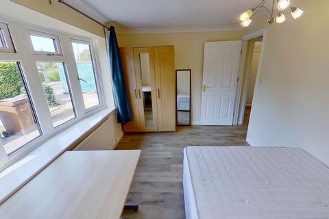 undefined, Elmside, Guildford GU2 7SJ