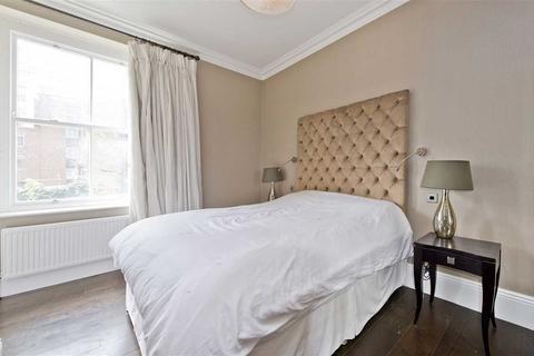 2 bedroom apartment to rent, Kensington Court, Kensington, Hyde Park, W8