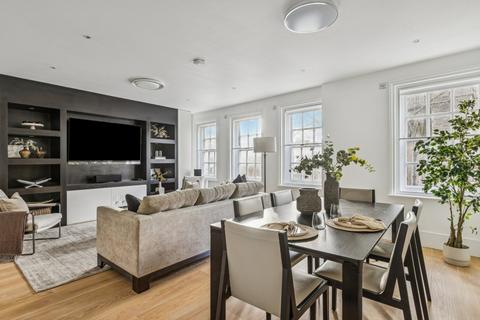 3 bedroom flat for sale, Kensington Church Street, Kensington, London