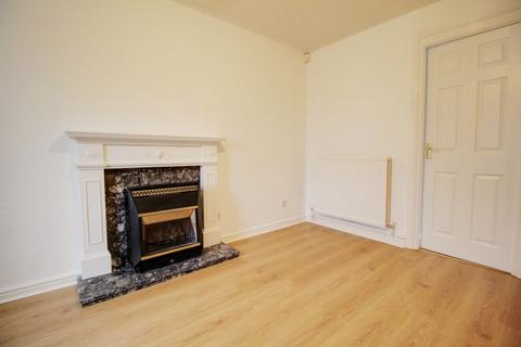 2 bedroom terraced house to rent, Cropton Crescent, Beechdale