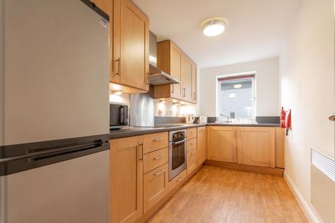 2 bedroom apartment to rent, Knightsbridge Court, Newcastle Upon Tyne