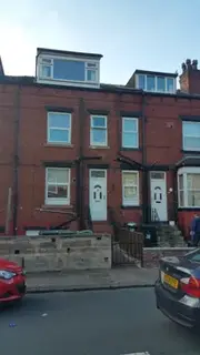 3 bedroom terraced house to rent, Leeds LS11