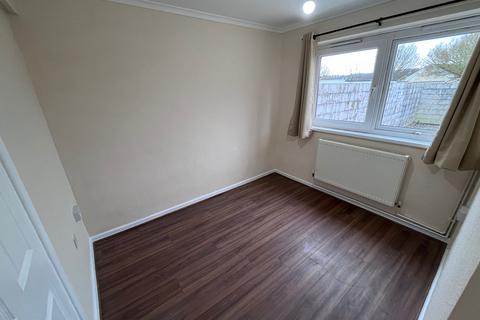 2 bedroom semi-detached house to rent, 55 Samuel Crescent Gendros Swansea