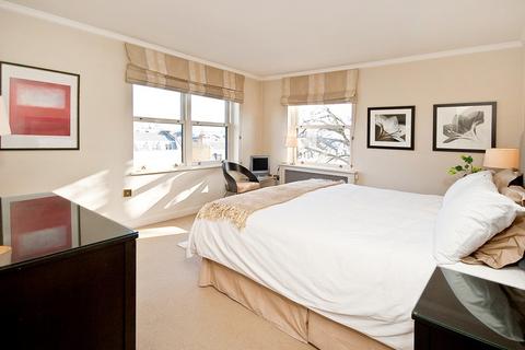 2 bedroom flat to rent, Ennismore Gardens, Knightsbridge SW7