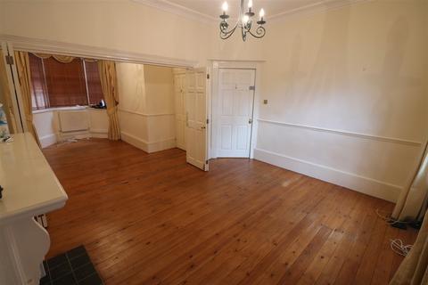 3 bedroom townhouse to rent, Prince Street, Hull, East Yorkshire