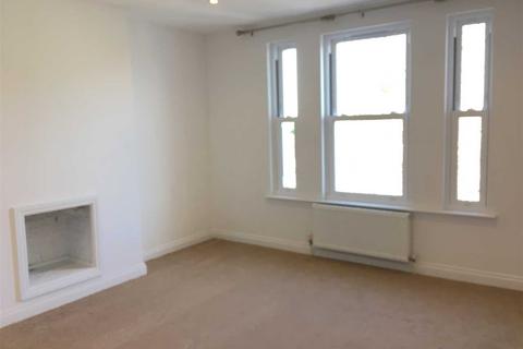 1 bedroom apartment to rent, The Avenue, Surbiton