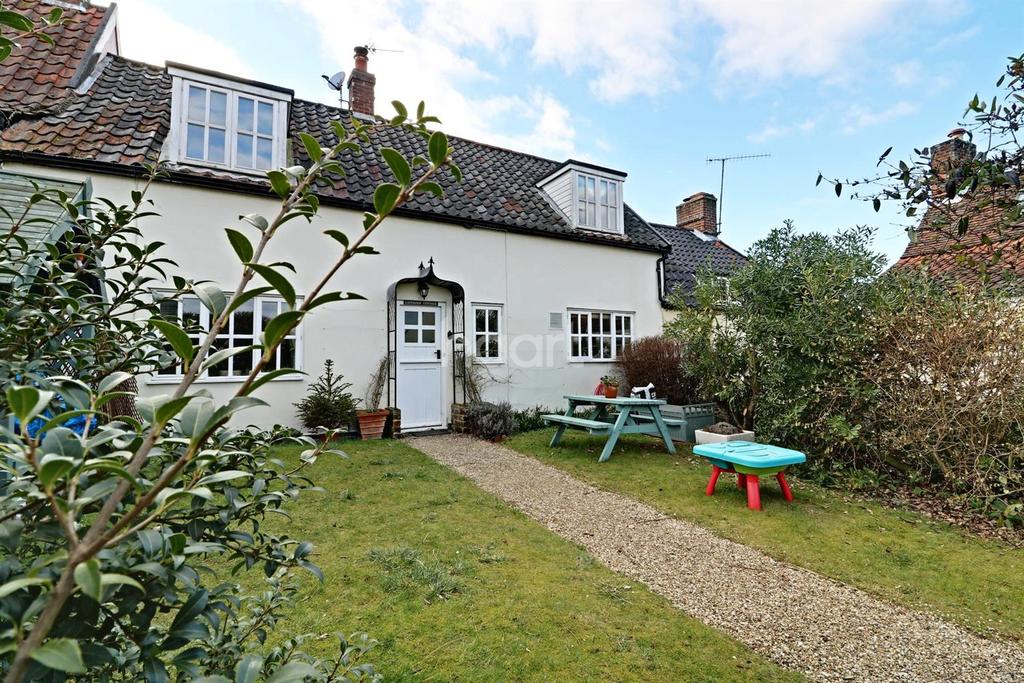 Market Hill, Woodbridge 2 bed cottage £425,000