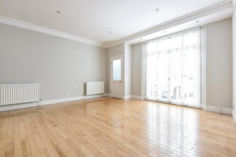 2 bedroom end of terrace house to rent, Spring Mews,  Richmond,  TW9