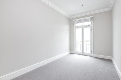 2 bedroom end of terrace house to rent, Spring Mews,  Richmond,  TW9