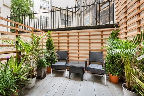 2 bedroom flat to rent, Chesham Street, Belgravia, London