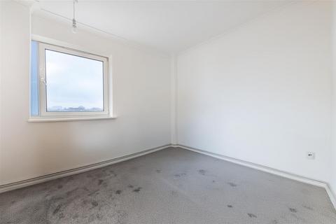 2 bedroom flat to rent, Belvedere Court, Upper Richmond Road, Putney