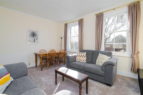 1 bedroom flat to rent, Beauchamp Terrace, Putney