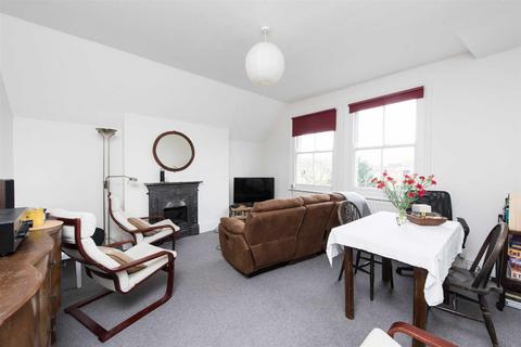 2 bedroom flat to rent, Warwick Mansions, Lower Richmond Road, Putney