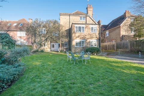 2 bedroom flat to rent, Gwendolen Avenue, Putney