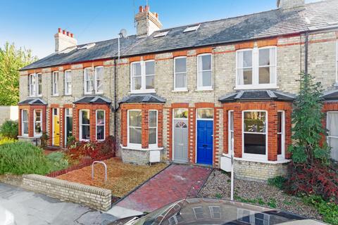 3 bedroom terraced house to rent, Sydenham Terrace, Halifax Road, Cambridge