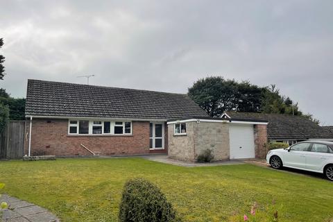 3 bedroom detached bungalow to rent, Winslade Park, Clyst St Mary