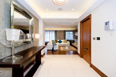 2 bedroom apartment to rent, Montrose Court, Knightsbridge SW7