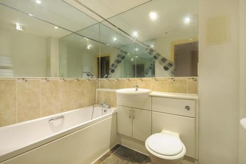 2 bedroom apartment to rent, Bedfont Lane,  Feltham,  TW13