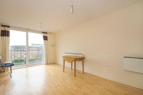 2 bedroom apartment to rent, Bedfont Lane,  Feltham,  TW13