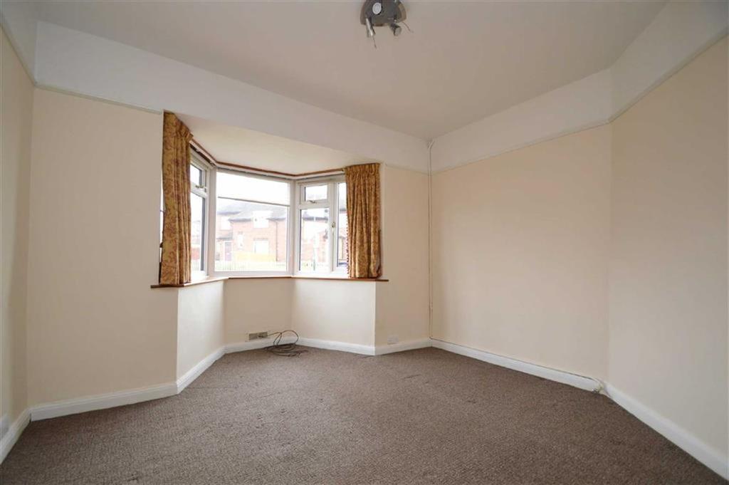 Old Heath, Harlescott, Shrewsbury 4 bed semidetached house £159,950