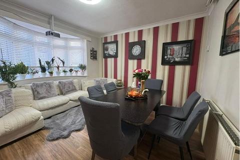 undefined, Hanworth Park,  Feltham,  TW13