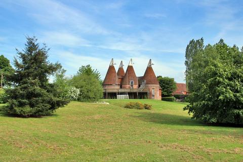 8 bedroom detached house for sale, Brick Kiln Lane, Horsmonden, Kent, TN12 8EJ