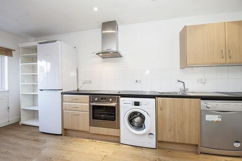 2 bedroom apartment to rent, Church Street, Walton-on-Thames