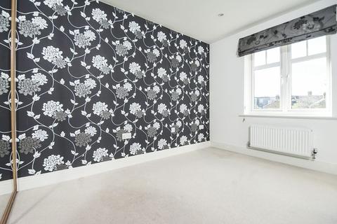 1 bedroom apartment to rent - Manor Road, Walton-On-Thames