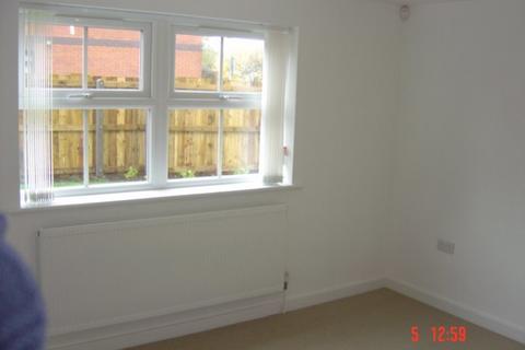 1 bedroom flat to rent, Abbey Street, Iris Court, Hull