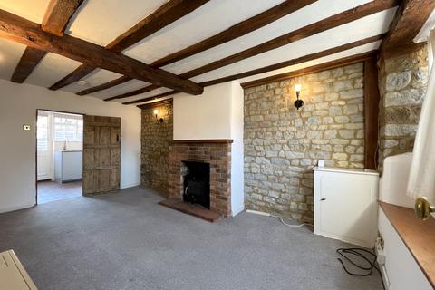 2 bedroom terraced house to rent, Kineton