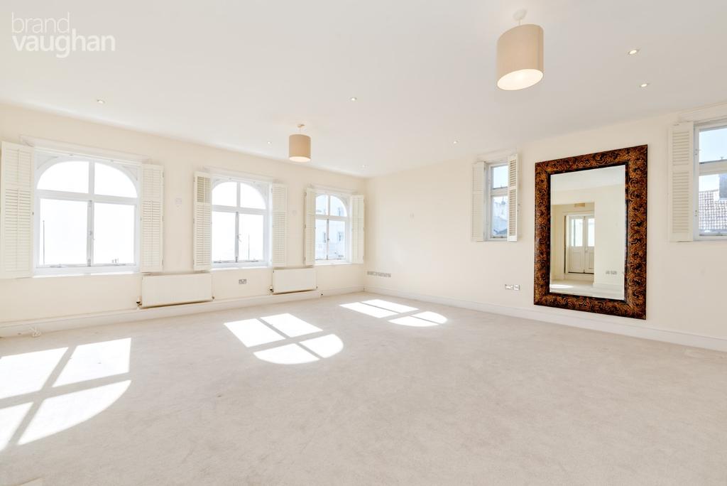 The French Apartments De Courcel Road Brighton Bn2 2 Bed Image 5 Of 11 Main