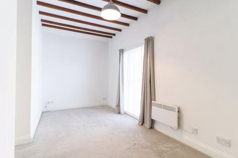 2 bedroom flat to rent - Gordon Road, Canterbury CT1