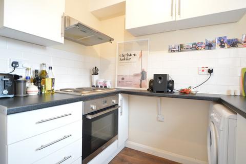 1 bedroom flat to rent, Barnes House, John Williams Close, SE14 5XH