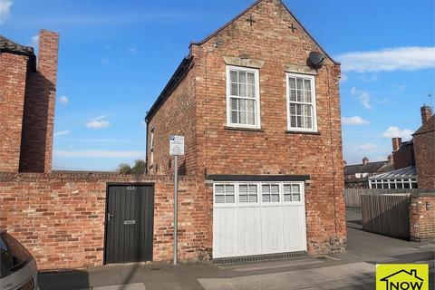 2 bedroom detached house for sale, Victoria Street, Newark, Nottinghamshire.