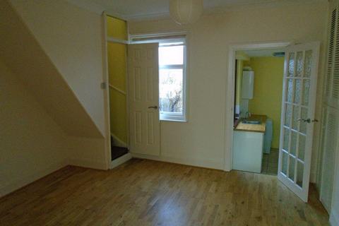 2 bedroom terraced house to rent, Brighton BN2