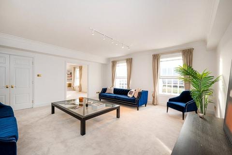 3 bedroom apartment to rent, Park Street, Mayfair, London, W1K