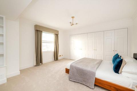 3 bedroom apartment to rent, Park Street, Mayfair, London, W1K