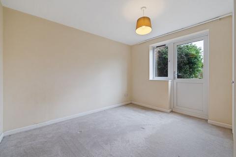 undefined, Tamar Way, Tangmere