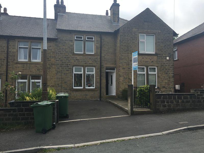 DE Trafford Street, Huddersfield 2 bed semidetached house £475 pcm