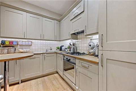 2 bedroom apartment to rent, Redcliffe Gardens, West Chelsea, London, SW10