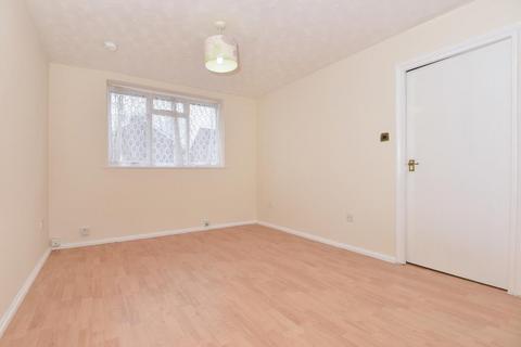 1 bedroom apartment to rent, The Cresecnt,  Slough,  SL1