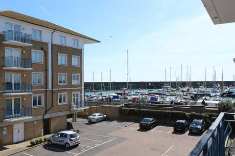 2 bedroom apartment to rent, Britannia Court, Brighton Marina Village