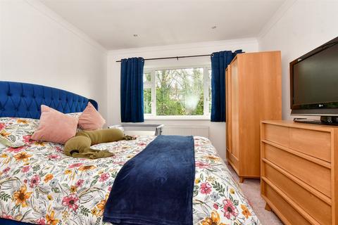 2 bedroom flat for sale, Hereson Road, Ramsgate, Kent