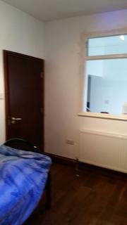 1 bedroom in a flat share to rent, Pelham Road, Ilford, IG1
