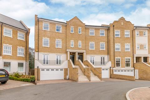 7 Beechcroft Close, Ascot, SL5 7DB