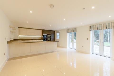 7 Beechcroft Close, Ascot, SL5 7DB