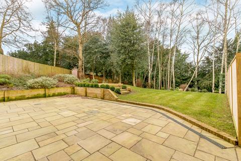 7 Beechcroft Close, Ascot, SL5 7DB